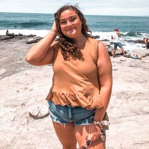 ✰ G R A C E   V I T A L E ✰